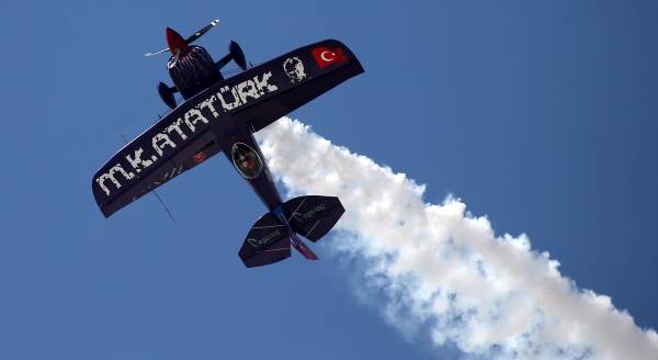 Eskişehir göklerinde parmak ısırtan şölen!