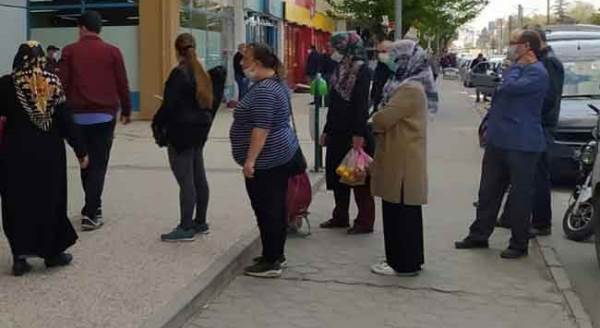 Eskişehir halkı oralarda kuyruk oldu!