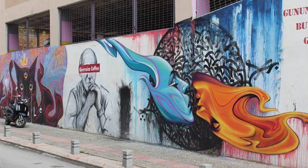 Eskişehir'in "en renkli" duvarları