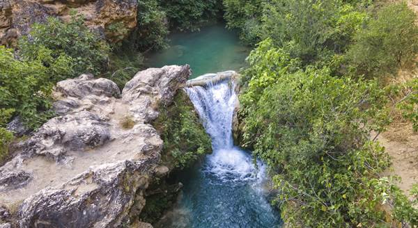 Eskişehir’in doğal havuzu: Ziyaretçi akınına uğruyor!