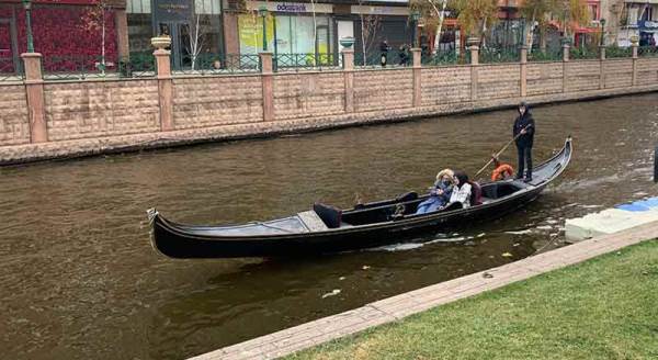 Eskişehir'in soğuğu keyiflerine engel olmadı