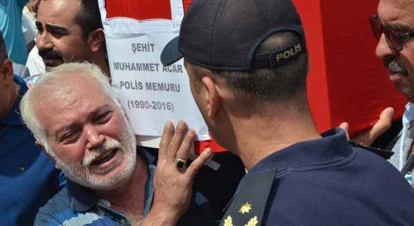 Eskişehir şehidini son yolculuğuna uğurladı