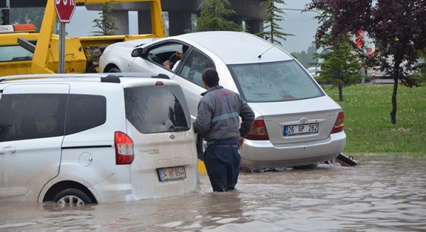 Eskişehir sele teslim