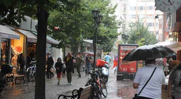 Eskişehir yağmura teslim, manzara değişmiyor