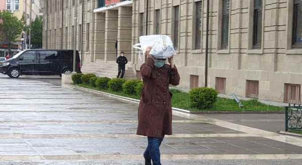 Eskişehir yağmura teslim oldu