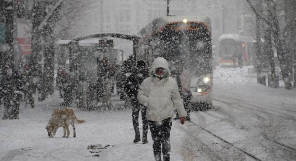 Eskişehirlilerin kar hasreti bitti