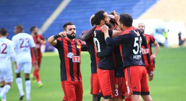 Eskişehirspor - Bandırmaspor maçından kareler