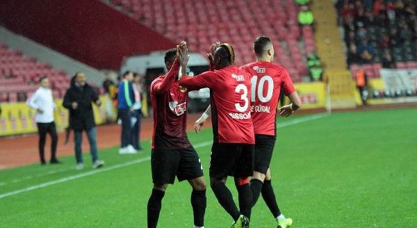 Eskişehirspor Elazığspor maçından fotoğraflar