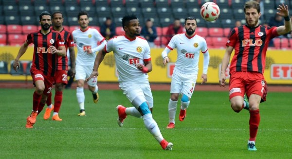 Eskişehirspor Gazişehir maçından çok özel kareler