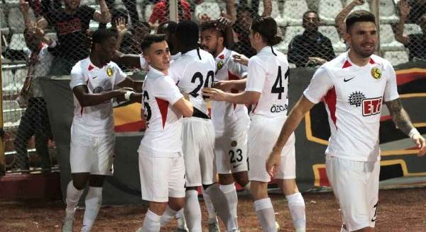 Eskişehirspor'un Adana Demirspor galibiyetinden fotoğraflar
