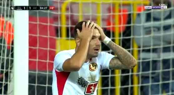 Eskişehirspor'un buz gibi penaltısı verilmedi!