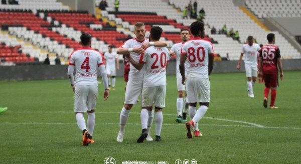 Eskişehirspor'un Gaziantep galibiyetinden fotoğraflar