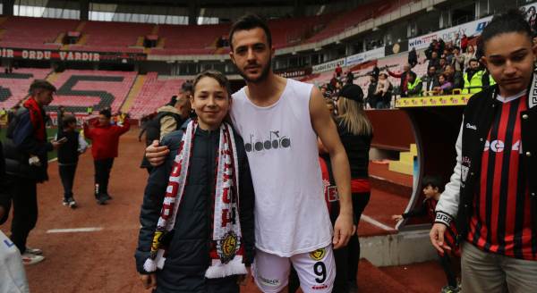 Eskişehirspor'un geleceği umut veriyor!