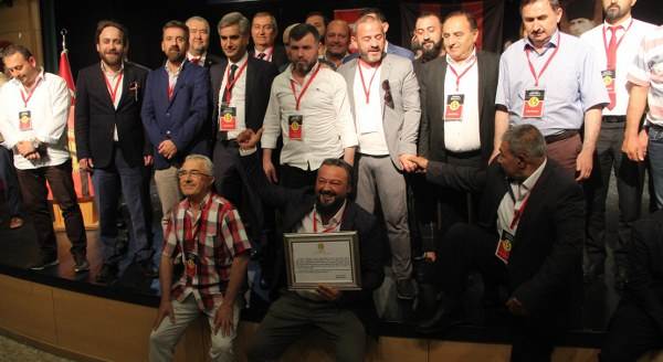 Eskişehirspor’un yeni başkanı Osman Taş oldu