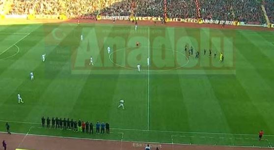 Eskişehirsporlu futbolculardan görülmemiş protesto!
