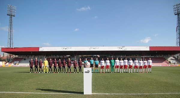 Formaları görünce kafalar karıştı!