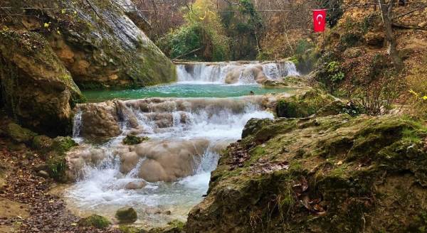 Gürleyik kışı renkleriyle karşıladı