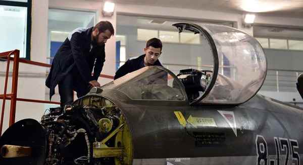 Havacılık eğitimi alan 100 gencin 90'ı işe girdi