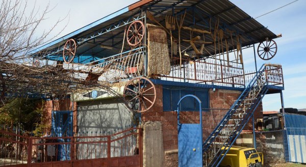 Hurdaları çöpe atmadı böyle değerlendirdi