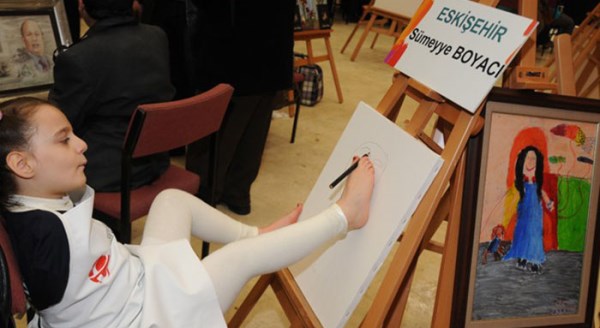 İki koldan daha fazlasına sahip