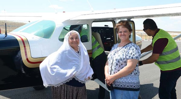 İlk kez gök yüzünde süzüldüler