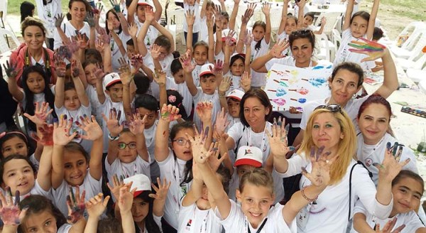 İlkokul öğrencileri doğa eğitim kampında