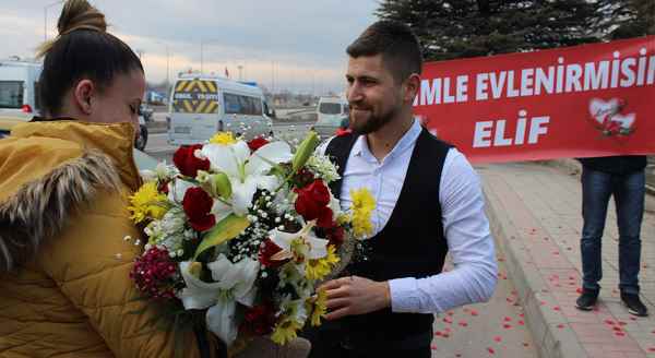 İşçi emeklisinin evlenme teklifi böyle olur