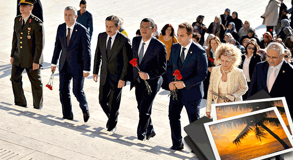 KADINLAR GÜNÜ'NDE ANITKABİR'DELER