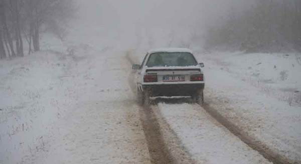 Kar Eskişehir'e giriş yaptı! İşte ilk kareler...