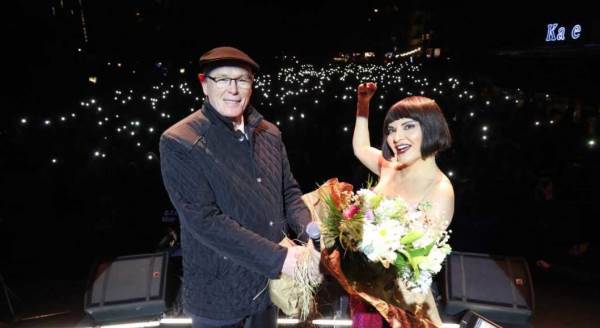 Kazım Kurt’tan 8 Mart’a özel Göksel konseri