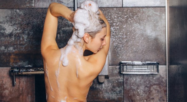 Kışın sıcak suyla duş almayın!