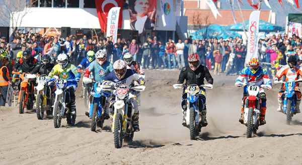Kum Enduro yarışları sona erdi