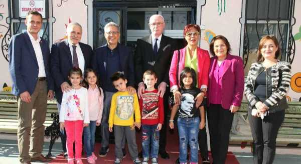 Livaneli ve Çelebi Eskişehir'de projeleri inceledi