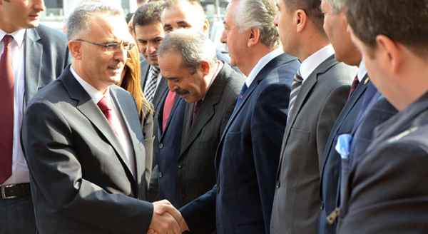 Maliye Bakanı Ağbal Eskişehir'de