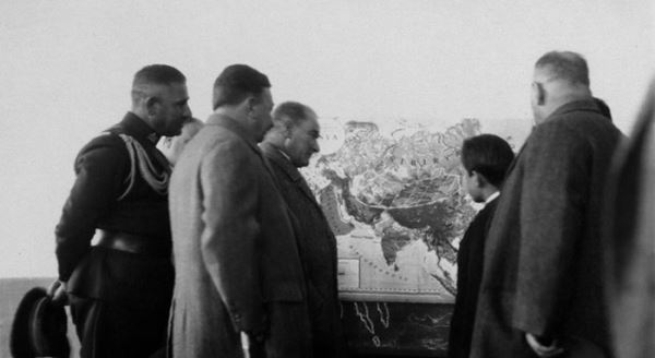 Mustafa Kemal'in az bilinen fotoğrafları