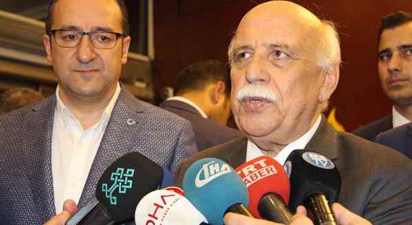 Nabi Avcı Eskişehir'de iftar programına katıldı