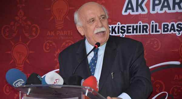 Nabi Avcı Eskişehir'de iftara katıldı