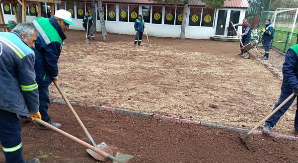 Odunpazarı'ndan Eskişehirspor Tesislerinde peyzaj çalışması