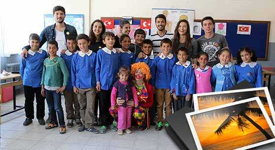 ÖĞRENCİLERDEN GÜLÜMSETEN PROJE