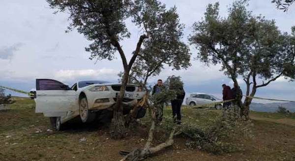 Otomobilini çalan genci bulup, öldürdü!