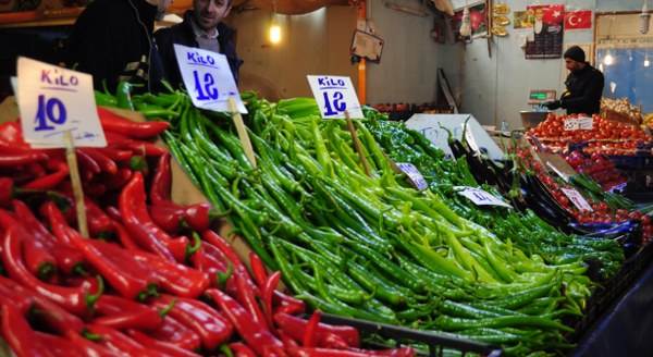 Pazarda fiyatlar cep yakıyor!