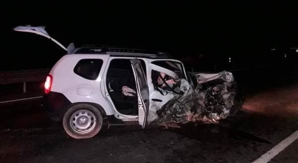 Polisin 'dur' ihtarına uymadı, kaza yaptı!