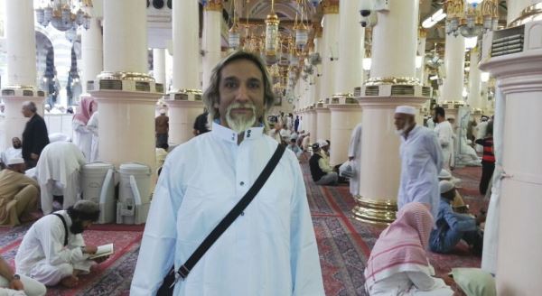 Tarık Mengüç Umre'de foto galeri