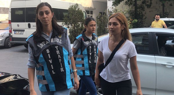 Tek teker Buse'den şok sözler!