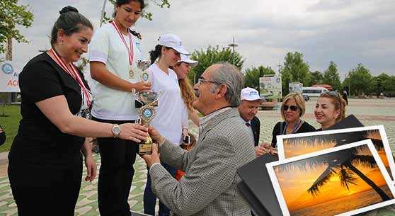 TENİS TURNUVASI SONA ERDİ