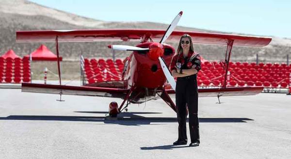 Türk kadınını gökyüzünde temsil edecek