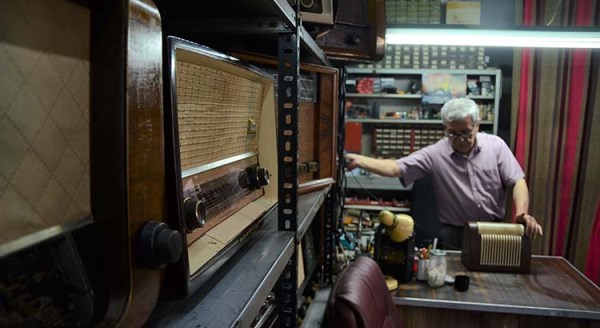 Yarım asırlık radyolara yeniden ses veriyor