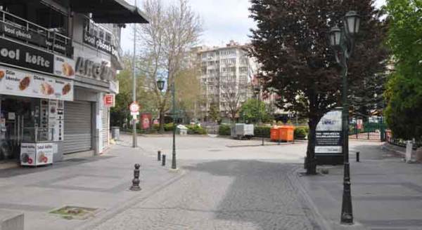 Yasağın ikinci gününde Eskişehir bomboş kaldı