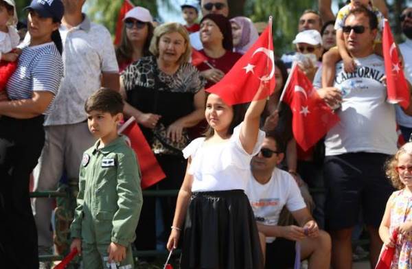 Zafer Bayramı'nda Eskişehir tek yürek! İşte o fotoğraflar...