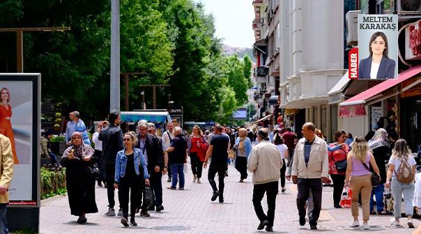 “ENFLASYON MAAŞLARI YUTTU”